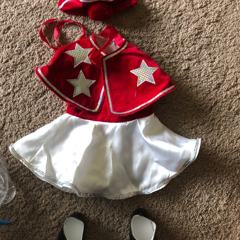 Molly Performance Outfit